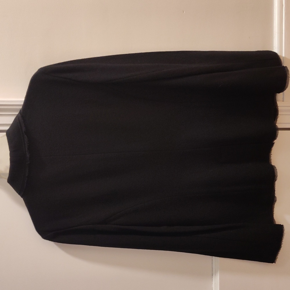 Blazer, fitter, wool flannel, with rosette embellishment at shoulder. Never worn - Picture 2 of 8
